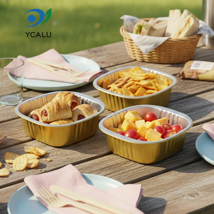 Contenitori monouso in foglio di alluminio color oro quadrato